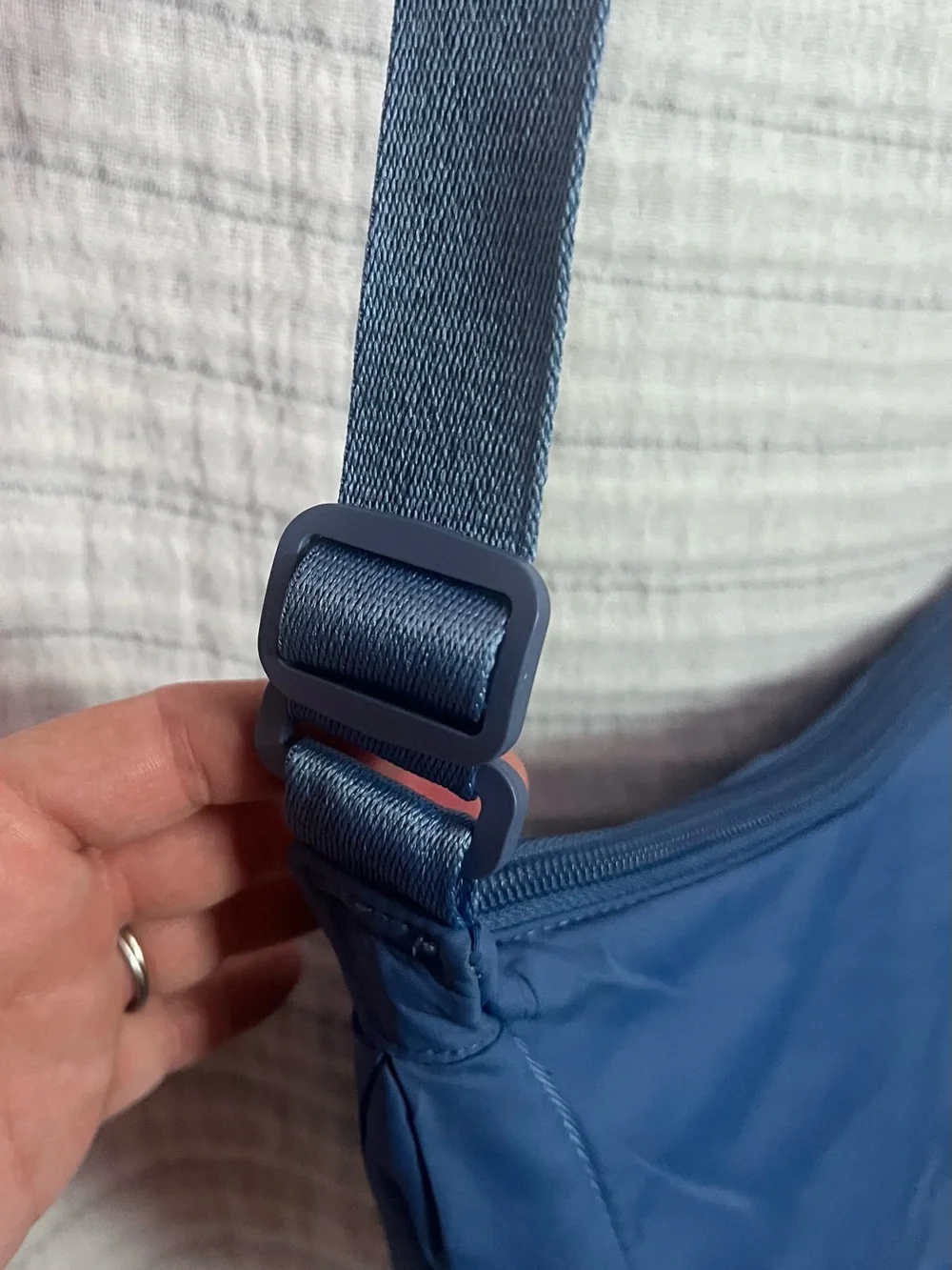 Compact Blue Crossbody Bag with Adjustable Strap